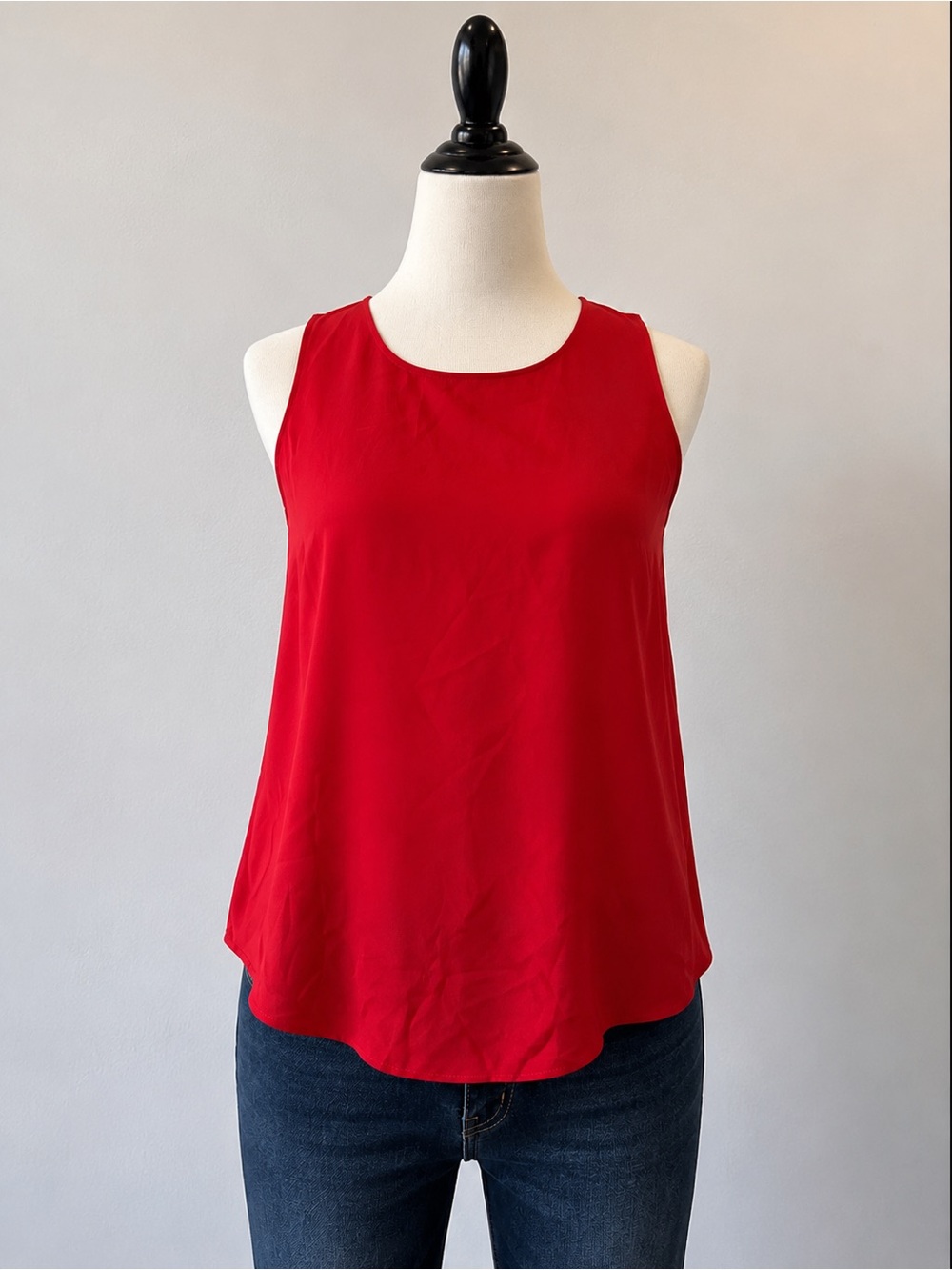 Chico's Bright Red Sleeveless Scoop-Neck Camisole